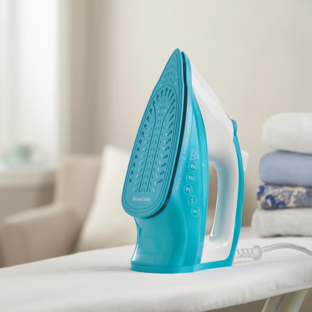 Russell Hobbs Steam Iron Light and Easy 26482-56